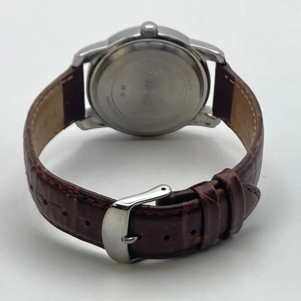 Timex Mens Watch 39mm Silver Tone Blue Striped Dial Leather WR New Battery 9.25